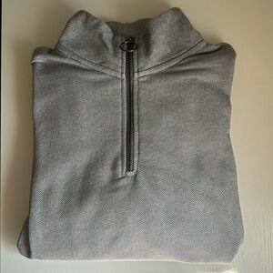 Tahari Sweatshirt